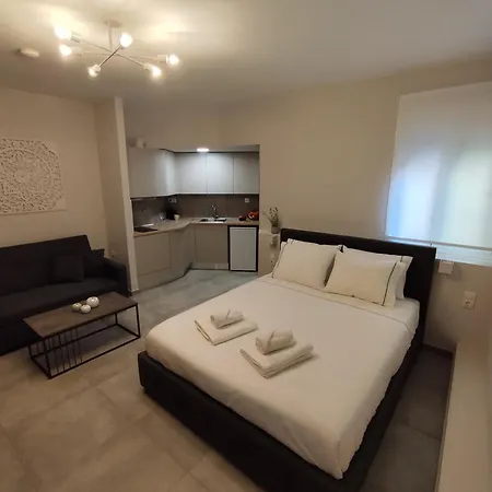 Aetherial Dreams - 4 Apartament Salonic